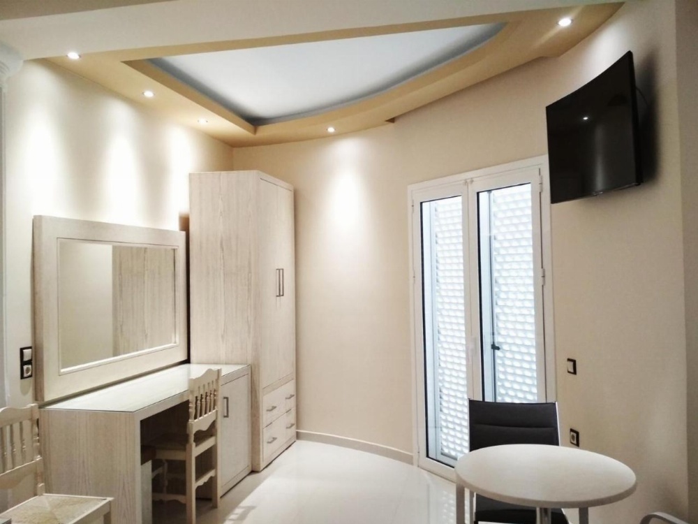 Mariana Hotel Main image